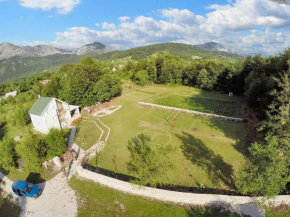 Charming chalet in Herceg Novi with fenced garden